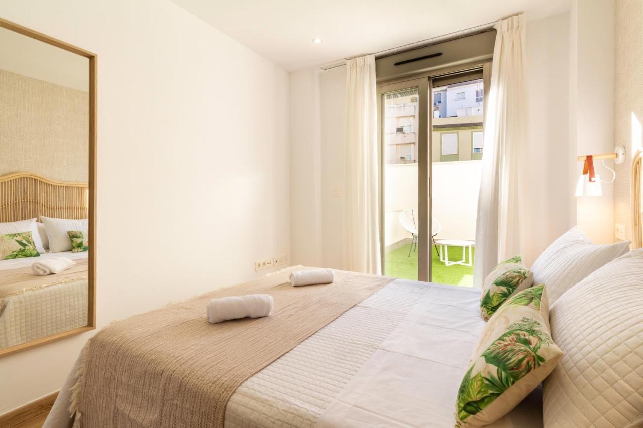 Huelin Suites Malaga Exterior photo